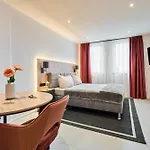 Apartmán F33 By *
